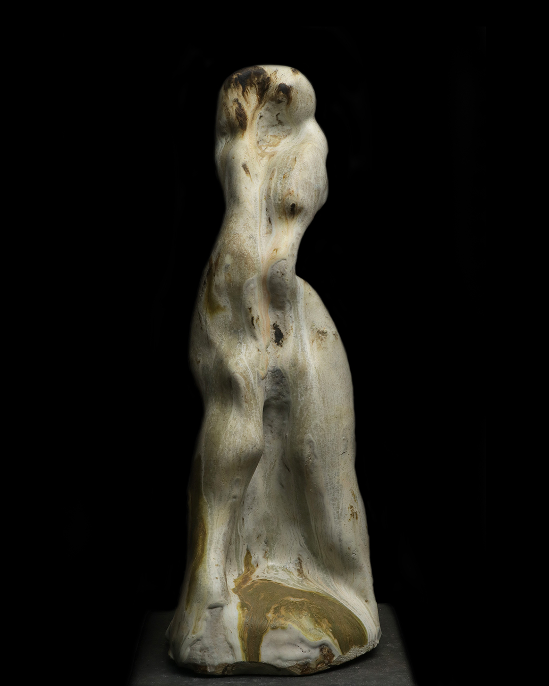 Sculpture "Baigneuse" ("Bather girl"), by Nicolas-Pierre Réveillard