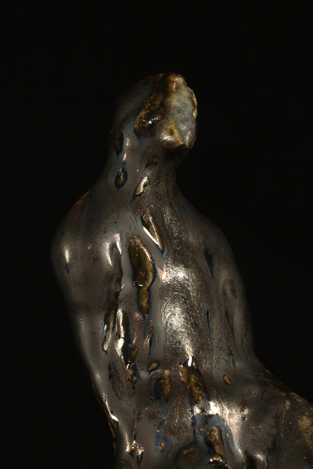 NP REVEILLARD, sculpture « Prison » // H: 43cm. // Grès, émaux (cuissons bois) ∼ Stoneware, glazes (wood kiln) // 2018/2021 (details)